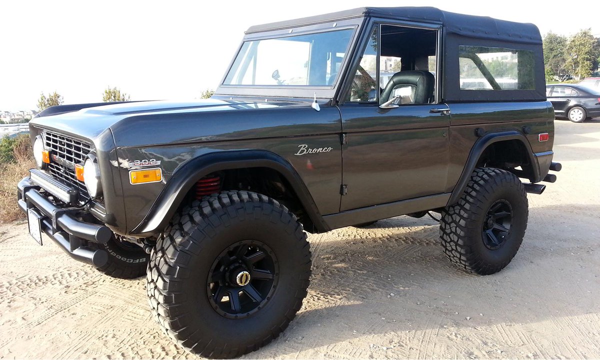 1971 Ford Bronco.