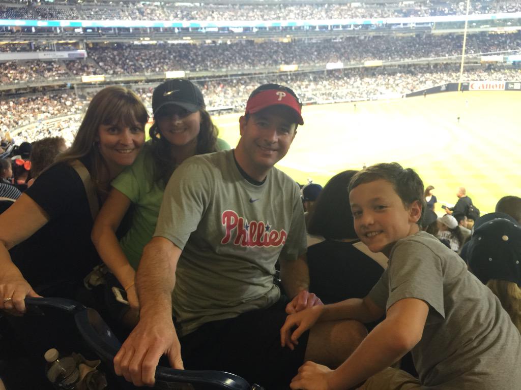 myopiairis's tweet photo. #CatchGreatness http://t.co/6KgPdHbPfS