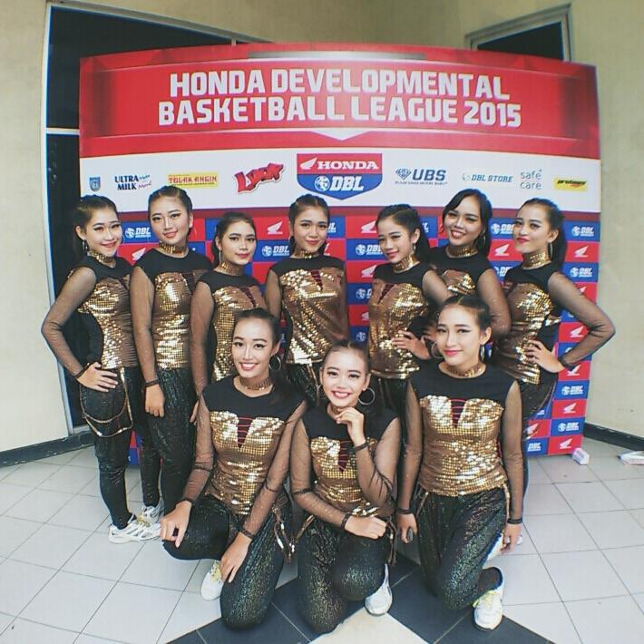 UFOdance2's tweet photo. @DBL_Semarang #dbl2015 http://t.co/SlMDJik7kj