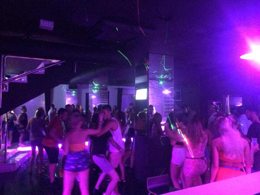 ibiza_funkybox's tweet photo. Rocking night @ibiza_funkybox 😛 http://t.co/9UvPuHu8G4