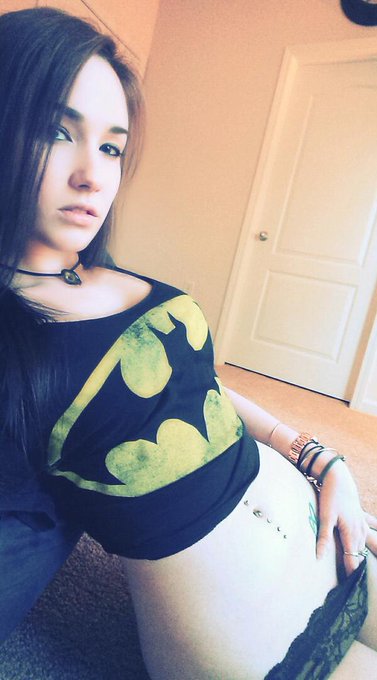 Watch ≫ BirdyLovesIt ≪'s leaked NSFW photo on TwXstars