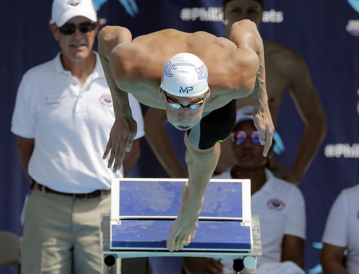 NBCSports's tweet photo. Michael Phelps swims world’s fastest 200m butterfly of 2015 at U.S. Championships. #RoadToRio http://t.co/nPkaaOjkrb http://t.co/kqtdoBN78A