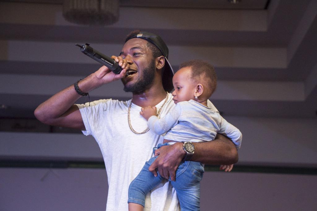CharlesNMusic's tweet photo. Performing #ShyModel πΆπ½ #Zene2015 http://t.co/Jl501qUPFn