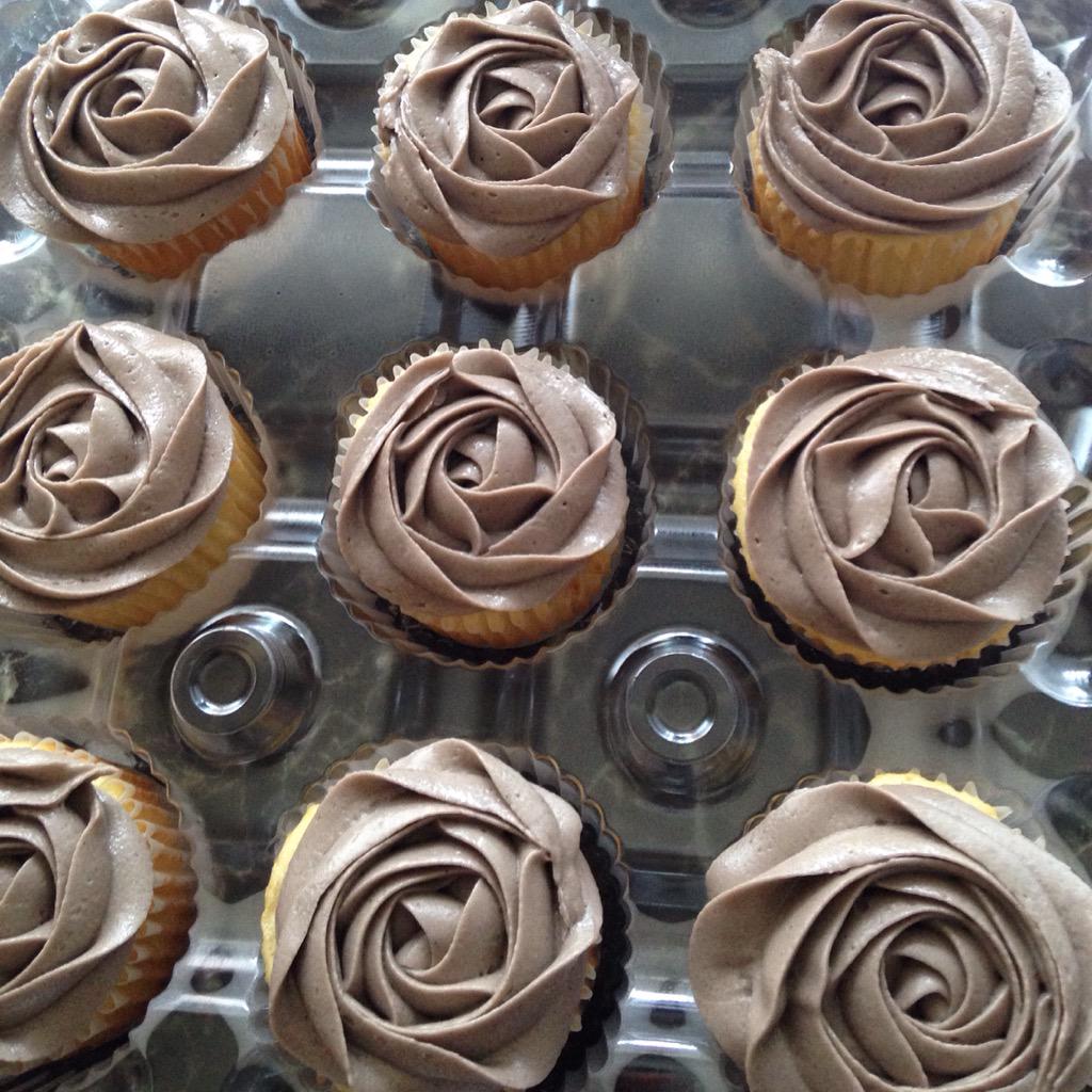 cupcakesbybee's tweet photo. Contact info in bio☺️
#CupcakesByBailee http://t.co/jpZZENc2PD