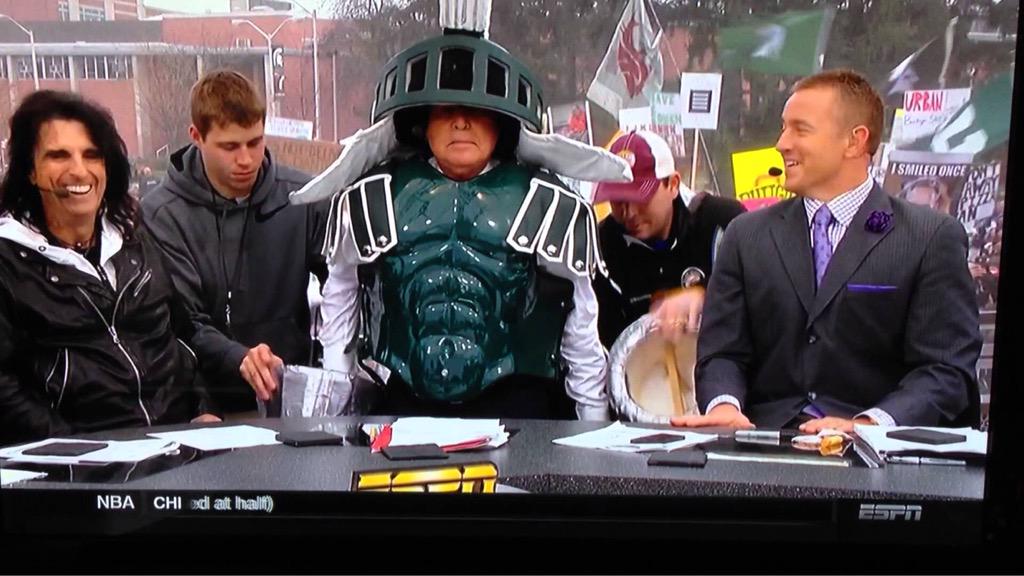 MSU Student section is wishing Lee Corso a happy 80th birthday today!   