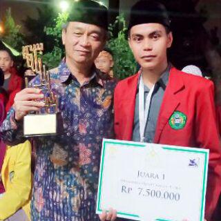 Selamat kepada sahabat Salman Amrillah yg telah menjuarai @MTQMN14 ke XIV di UI kategori Qiraat Sab'ah <a href="/didin_uninus/">Didin Wahidin</a>