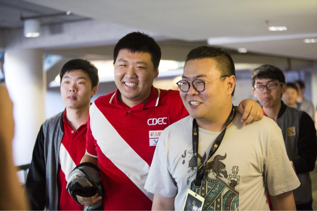 DOTA 2 tweet media