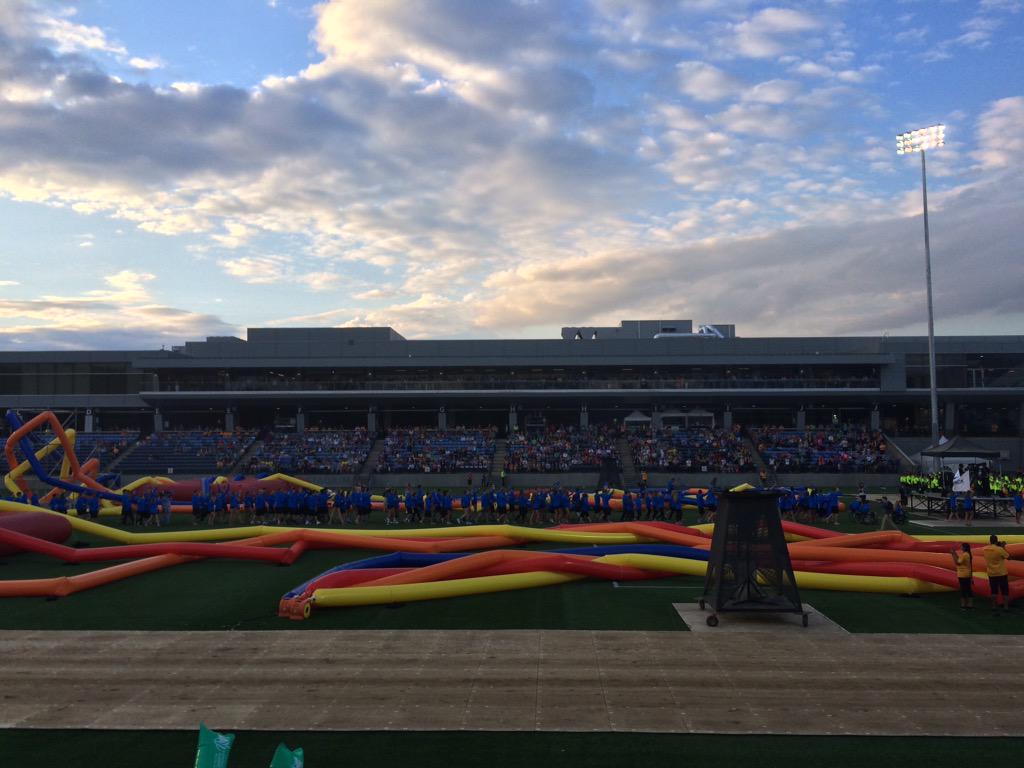 RMWoodBuffalo's tweet image. Welcome @GoTeamAB !! #WCSG2015 #rmwb #YMMGameOn