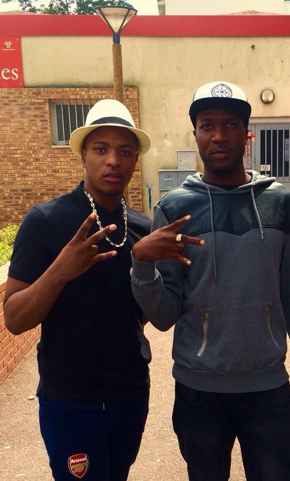 Jonas_NoFear's tweet photo. Mon couz avec #niska #CharoDansLaZone #91 http://t.co/BsEPXvctZq