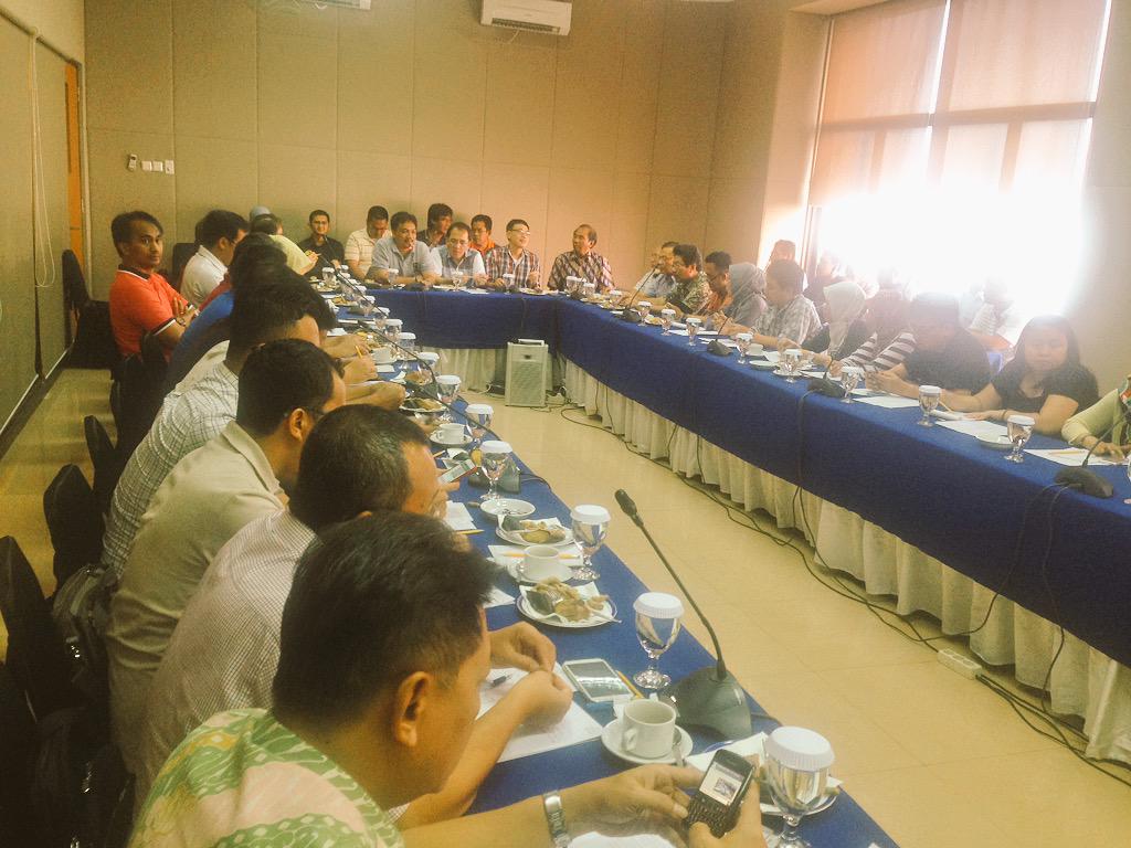 Persiapan akhir untuk pengumpulan seribu insinyur sipilundip di Candi Bentar