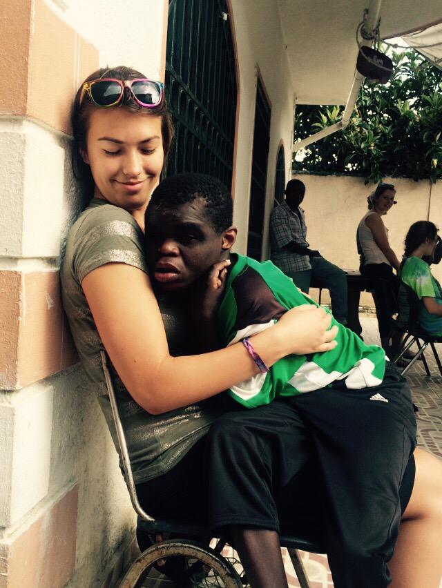 AnthonyOlusola's tweet photo. We all need somebody to lean on! http://t.co/7p7gWsx0Zg