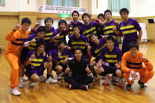 spoeve_handball's tweet photo. 編集部ブログ更新しました。
 「藤代紫水、高松商がＶ  大阪インターハイ最終日」
http://t.co/DIjK2tZA1E
  #handballjp  #インハイハンド2015 http://t.co/bHxAQVTnF6