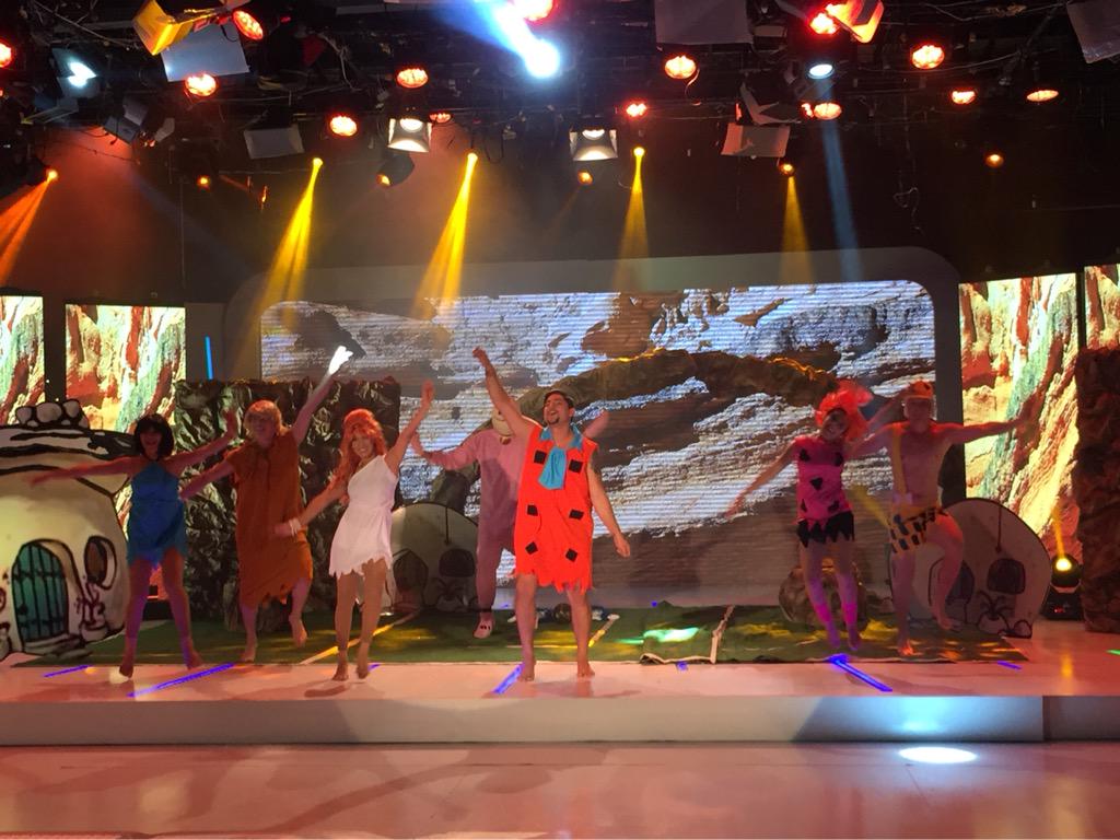 tcsoyelmejor's tweet photo. ¿@EmilioPinargote baila? Al estilo de "Pedro Picapiedras" él se atreve a bailar para ser EL MEJOR de #HoySeVa. ¡Vota! http://t.co/RXf9kTuP3a
