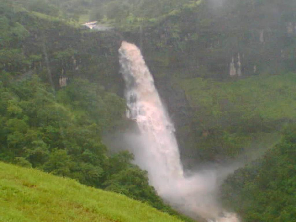 Dugarwadi #waterfalls must visit place @NashikNews @justnashik @praveengedam