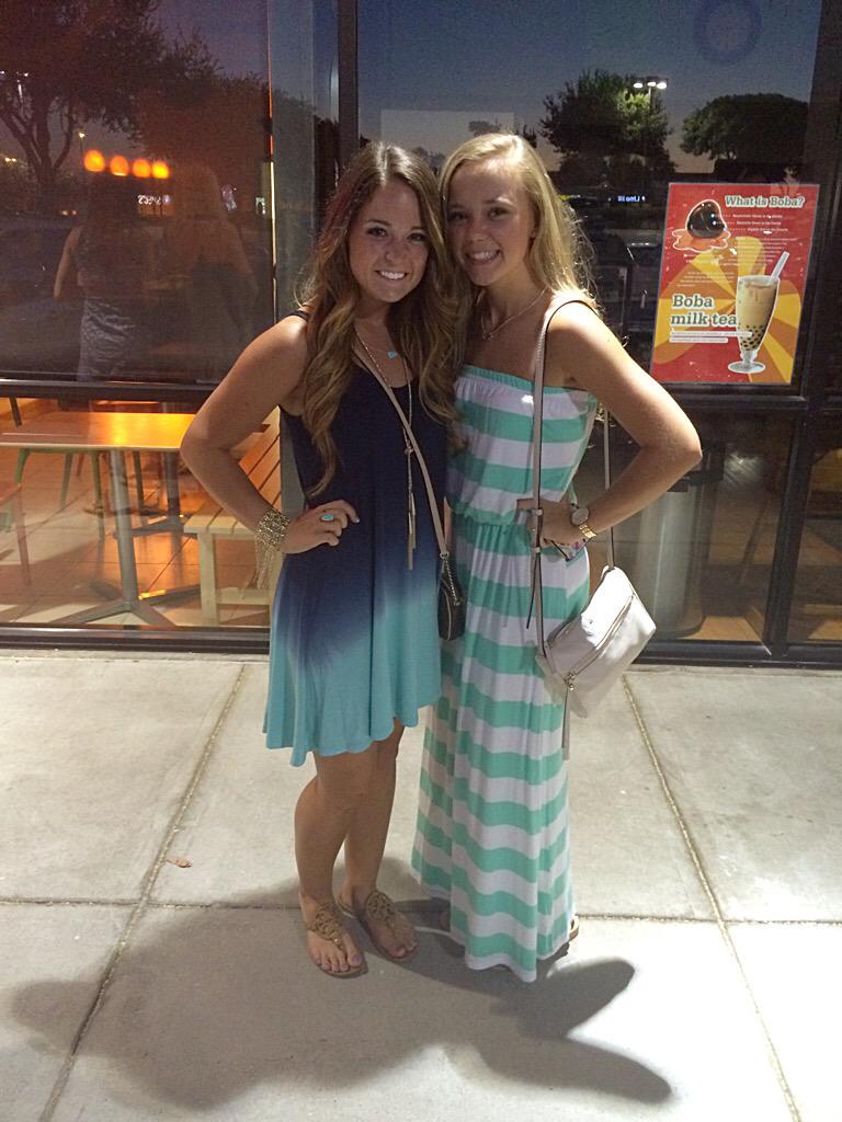 KennedeeShae's tweet image. Y&apos;all may be sophomores now, but you&apos;ll always be my babies!!!!!!(Even though y&apos;all are taller than me) #TooManyPosts