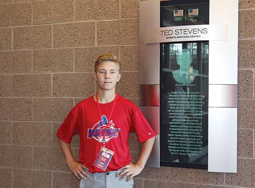 Akhockey01's tweet photo. Anchorage goalie Teddy Stevens looks to make a name for himself ...more at http://t.co/i0mZaweBIX http://t.co/uU1pgytU9Q