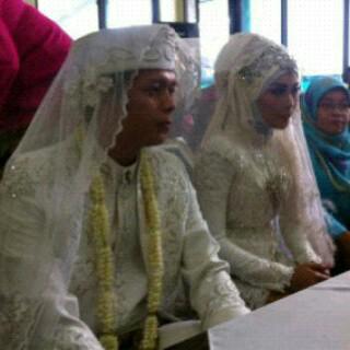 PhepyPepz's tweet photo. HWD ya tiing kritiiing bahagia dunia akhirat @fajarkriwil http://t.co/8WrBzzuuVx