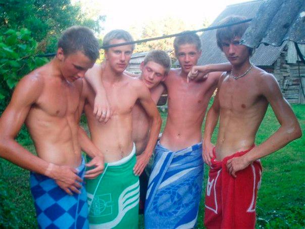 TeensSport's tweet photo. Подростки и юноши со спортивной фигурой.Смотри ещё больше фото-http://t.co/fvAFOABpd5 http://t.co/91FUA6egX4