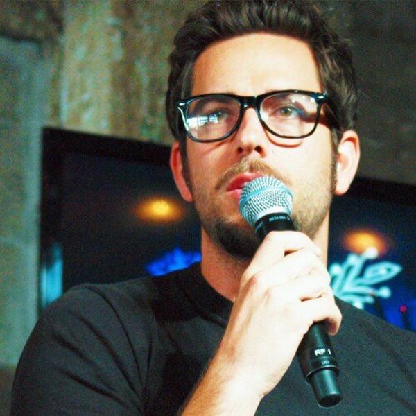TvTamlyn's tweet photo. Our man at the top #Chuck #chuckvsthemovie #ChuckSeasonSix. #zacharylevi@ZacharyLevi http://t.co/hHsHM3tN7J