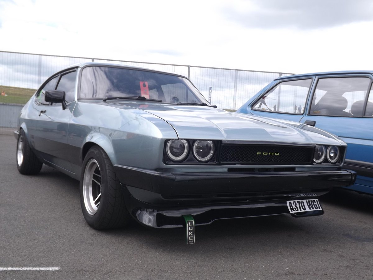 BudgetRetro's tweet image. We're BACK! Long break but seen some beautiful cars on our travels.