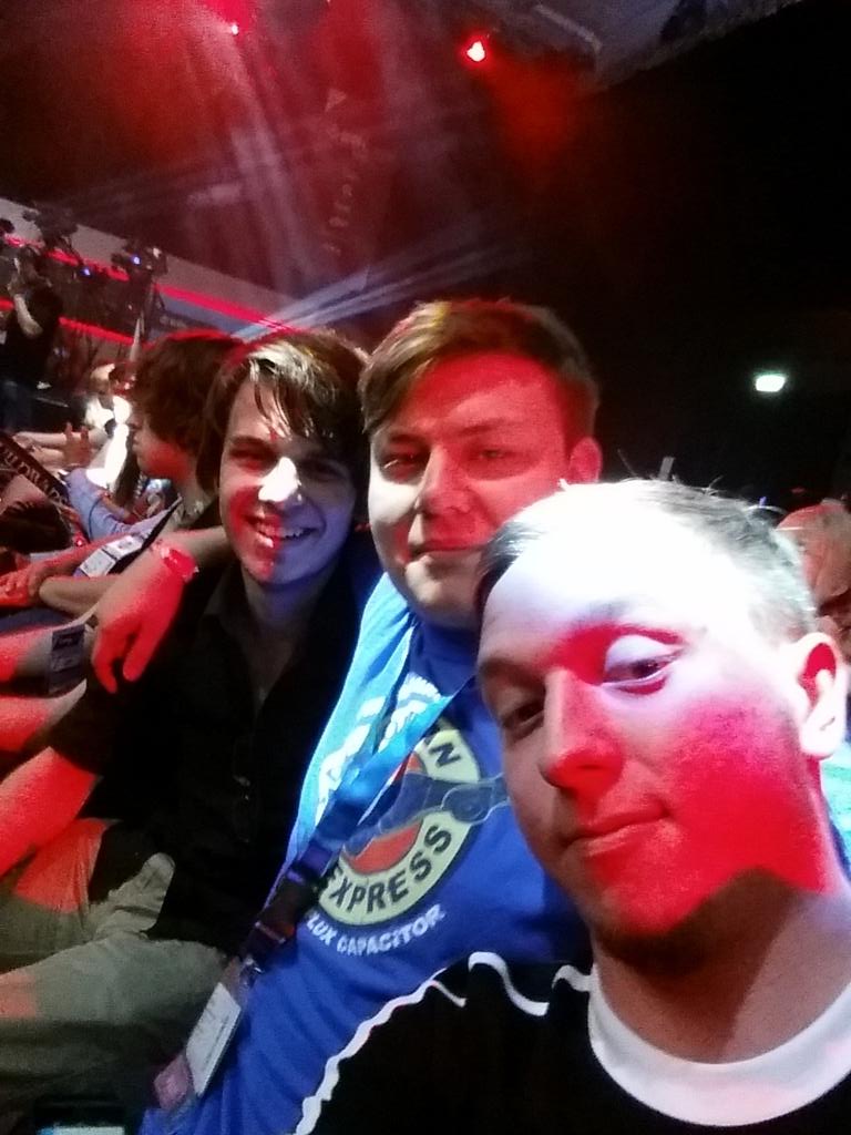 Mister_Vance's tweet photo. Wir sind bereit und in knapp 2 Minuten geht's weiter #wts3 #GC15 #ESL http://t.co/BO4CcIu7HE