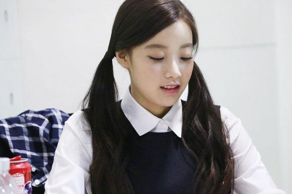 APRIL_INTL's tweet photo. DAUM CAFE - APRIL Cast via: aprilunion 6 http://t.co/gJVGJw8Ayk