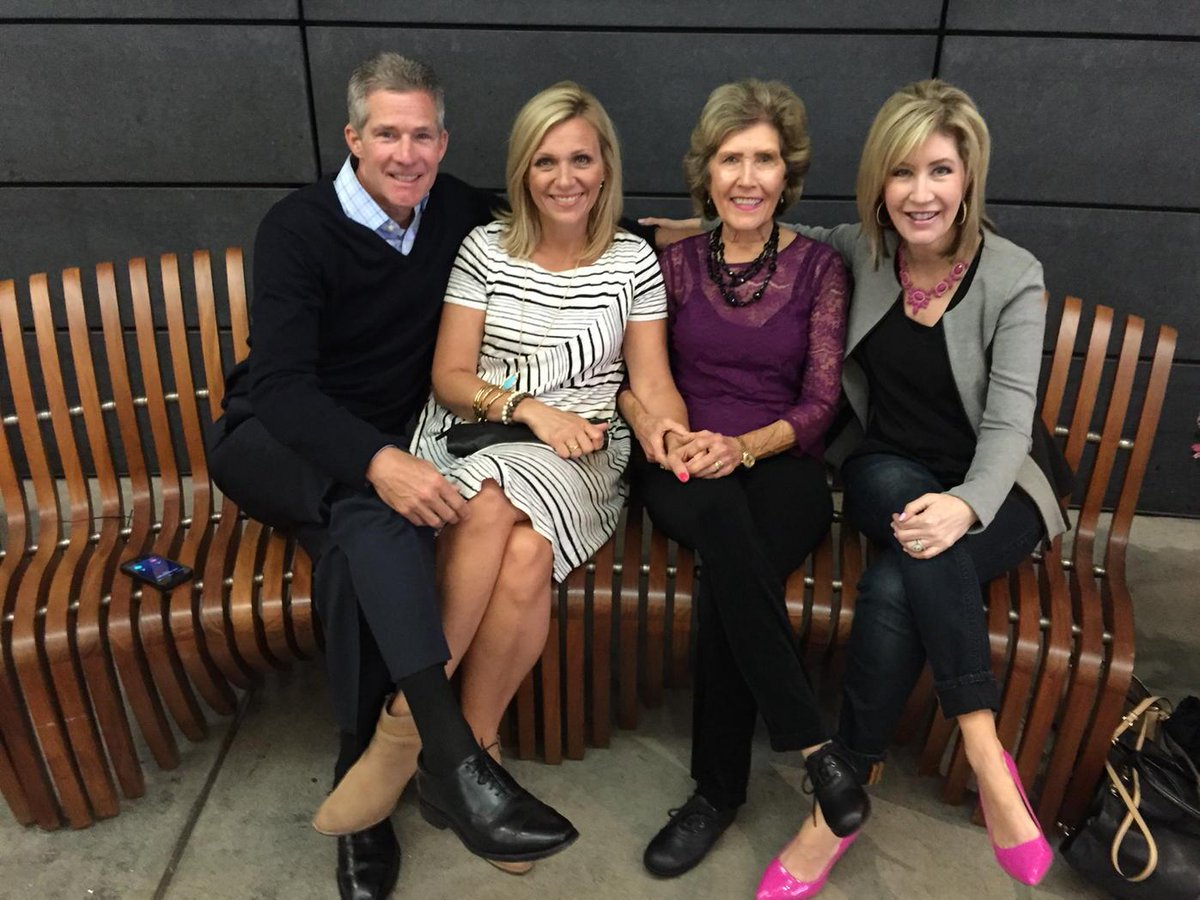 Dodie Osteen on Twitter: "Paul, Jennifer,Lisa & I going to ...