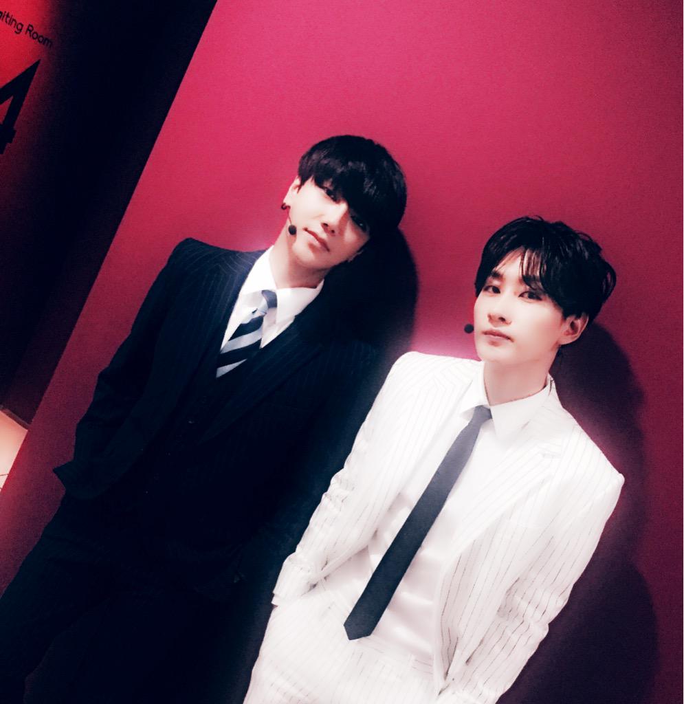 08.08.15
Yesung TW Güncellemesi

İki adam ☔️ #ikiadam #Superjunior #suju #yağmurlugün #musiccore
