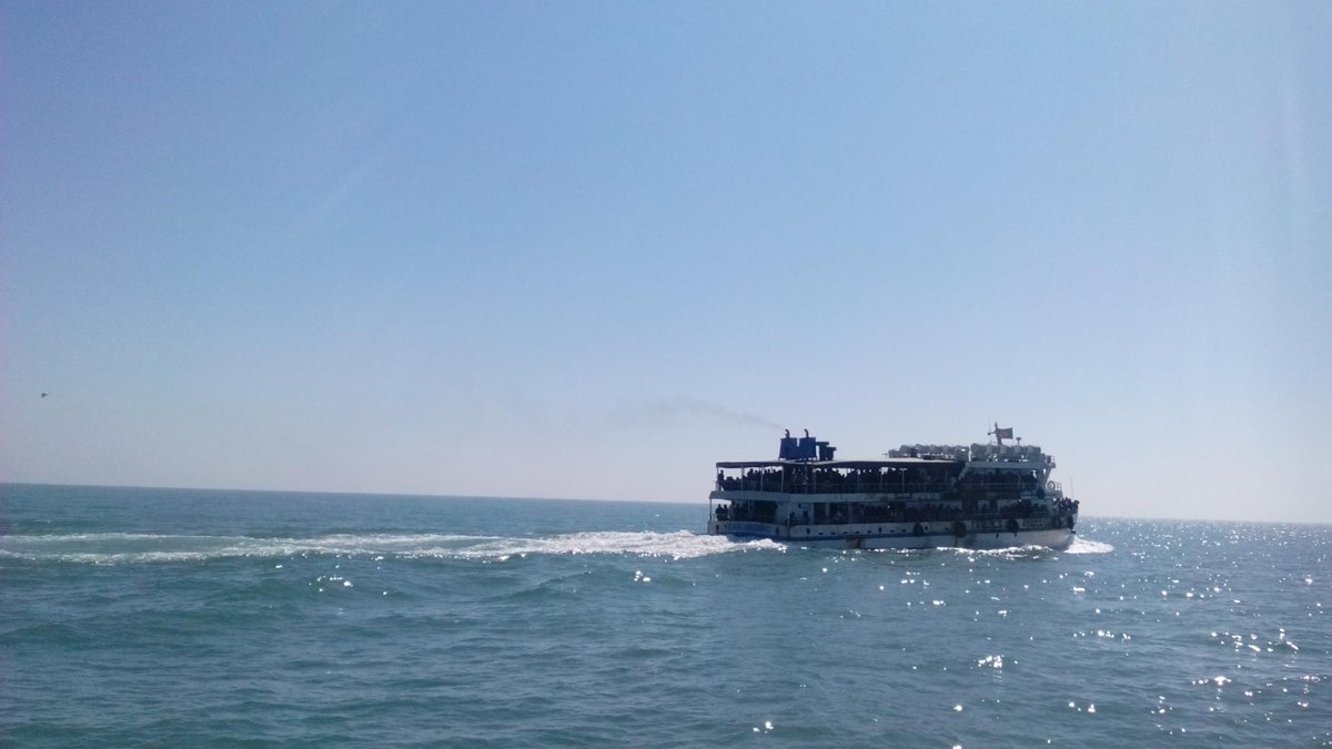 BravoShip's tweet photo. tour saintmartin in dec, 2014 http://t.co/X0I42FOiuN