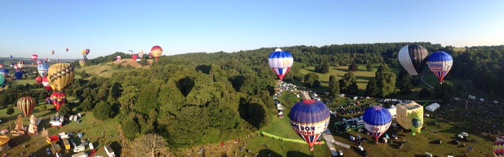 Off she goes..Jo #Mcbaile loving her first balloon fiesta! Not much beats this!! #balloonfiesta #BristolCity