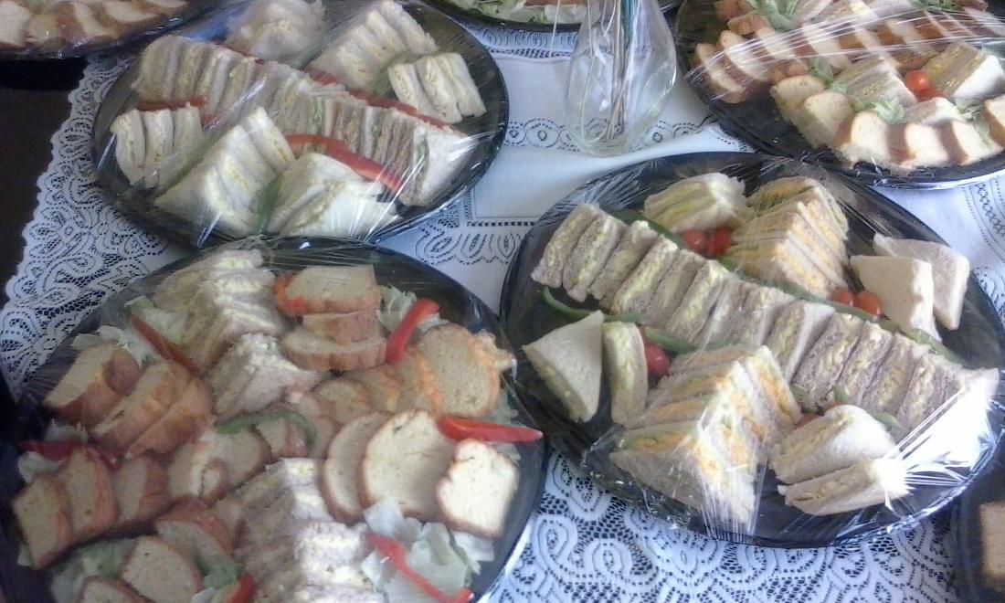AllureMEM's tweet photo. Allure catering #teamallure http://t.co/o1vk9yP6vT