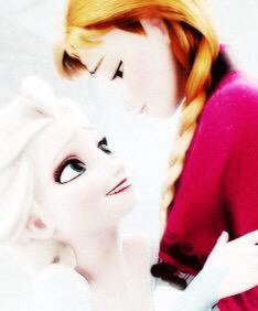 jeha_anais's tweet photo. There is no better friend than a sister and there is no better sister than you ♡ http://t.co/HRycLZeTd7