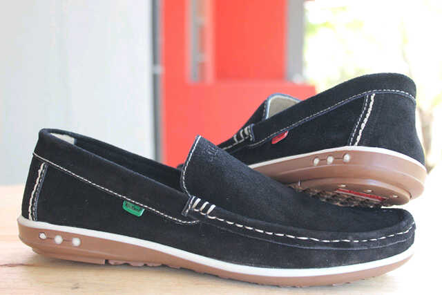 Kakinagastore's tweet photo. kickere casual 
size 39-44
IDR 240.000
minat? langsung aja 
BBM 239538FE
Line ID kakinagastore http://t.co/hQ6KDMo7PA