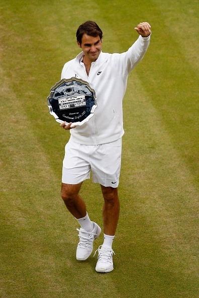 One of the greatest sportsmen of all time celebrates his 34th birthday today. Happy Birthday, Roger Federer! 