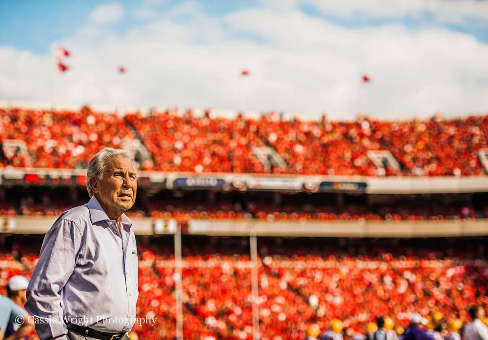  Happy 80th birthday to Lee Corso! Photo by  