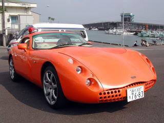 Shigoshigoon Ymmtyudai 懐かしの石原プロの劇用車倉庫 西部警察の劇用車や消防車 餅つきのウス石原 裕次郎のマイクロバス 炊き出しに使う機械が入ってました