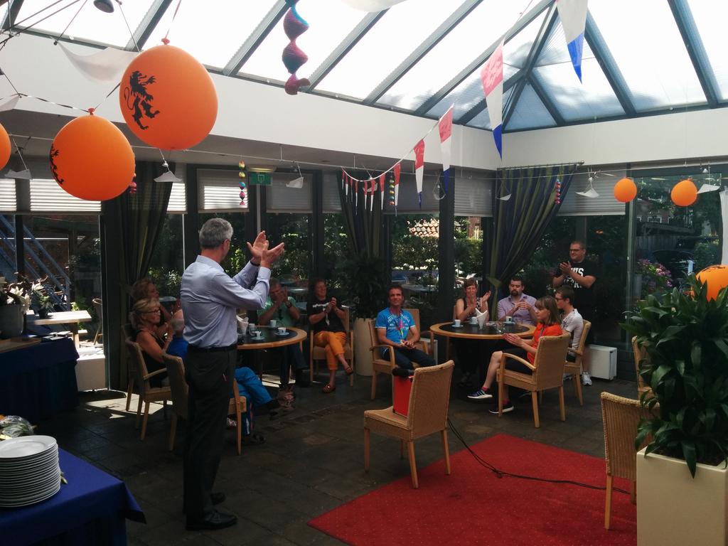 HotelAbrona's tweet photo. Proosten op het #goud en #brons van Timo en Denise @hotelabrona met @LionsHetStigt en @Kiremko_BV @SO_NL http://t.co/7JAM7IWuBl