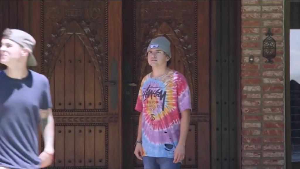 JasminSmith__'s tweet photo. @KianAndJc love you guys your videos are awesome ❤️❤️ #IfHumansActedLikeDogs http://t.co/kiceC9bDBq