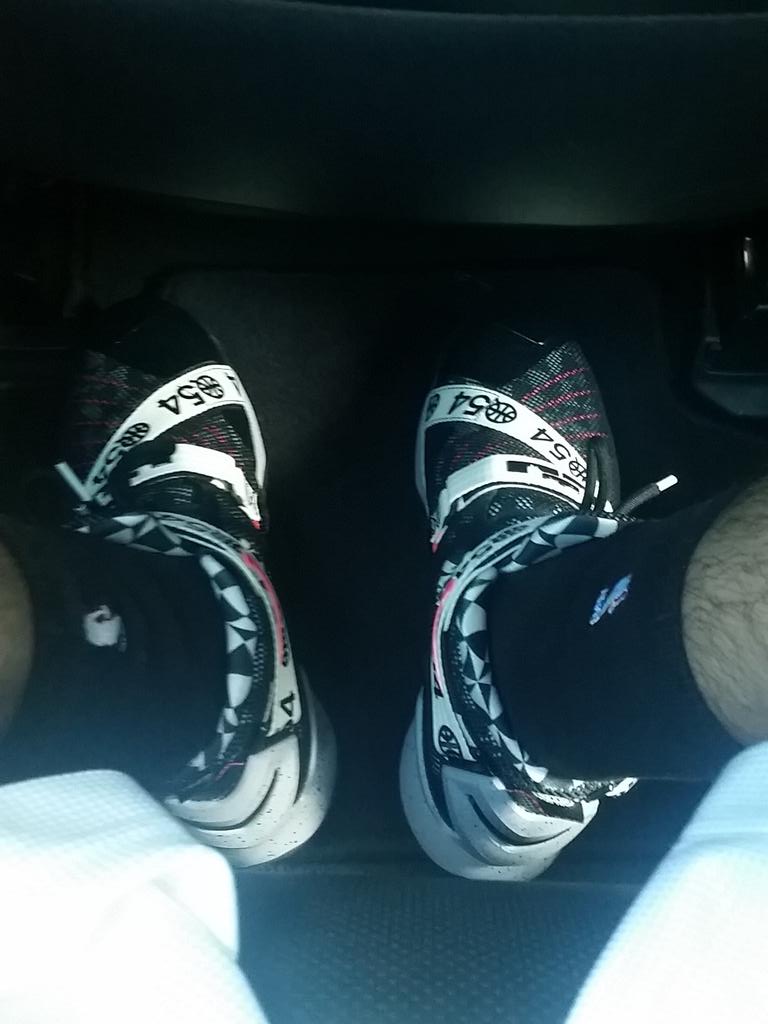 ScLargo_'s tweet photo. Today's kicks.. #quai54 http://t.co/TtuTRxtqQm