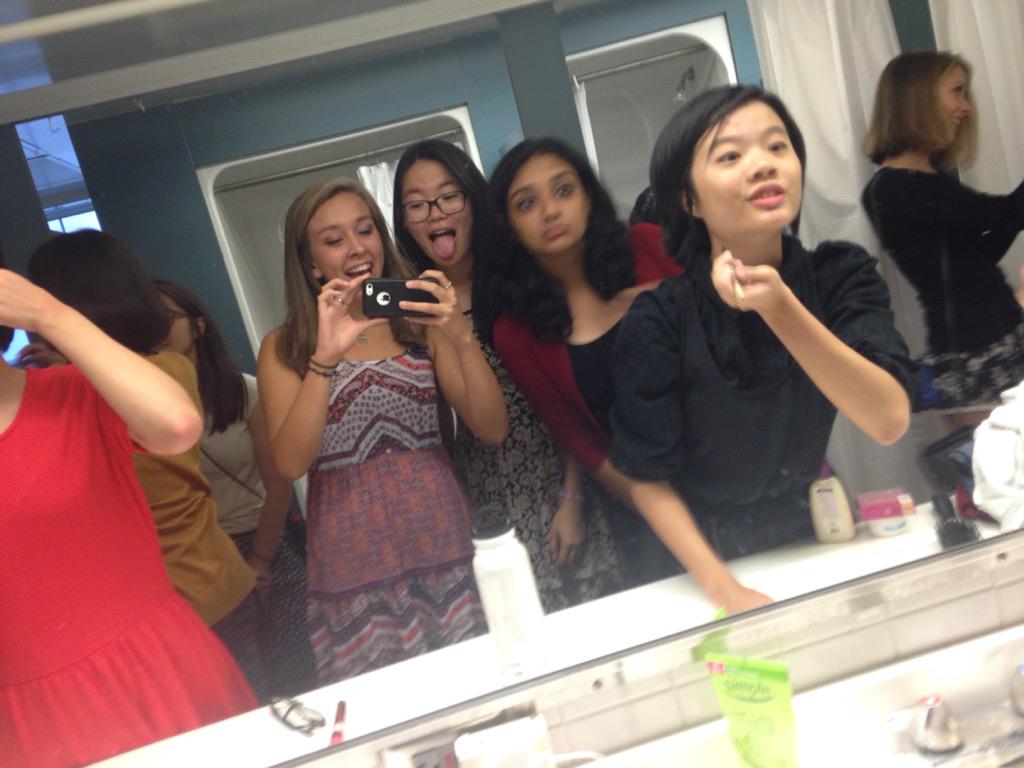 erinnbaggss's tweet photo. It was so incredible to get to know so many people through IB all over the world and have so much in common๐ #IBWSC http://t.co/8MEhRF2AS7