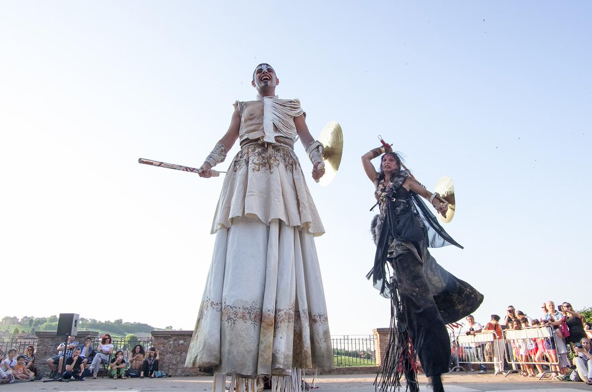 TeatrodeiVenti's tweet photo. This evening 8pm on stage "Pentesilea" #Arzachena #CostaSmeralda 17kms from #PortoCervo #festival continues tomorrow http://t.co/0kWnpUnZSv
