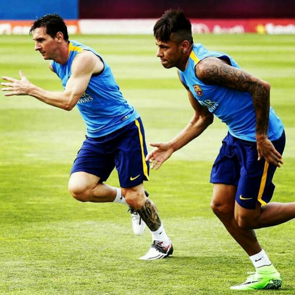 Neymar JR tweet media