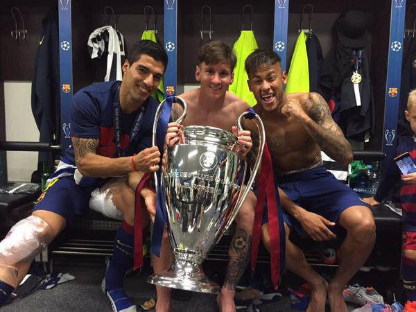 Mu6and's tweet photo. بالنسبة لي ؛ ما ابي الدوري ولا الكأس .. ابي الابطال مرتين على التوالي 

بس لو يحققها برشلونة 💔😁 http://t.co/ai42x5Ms4k