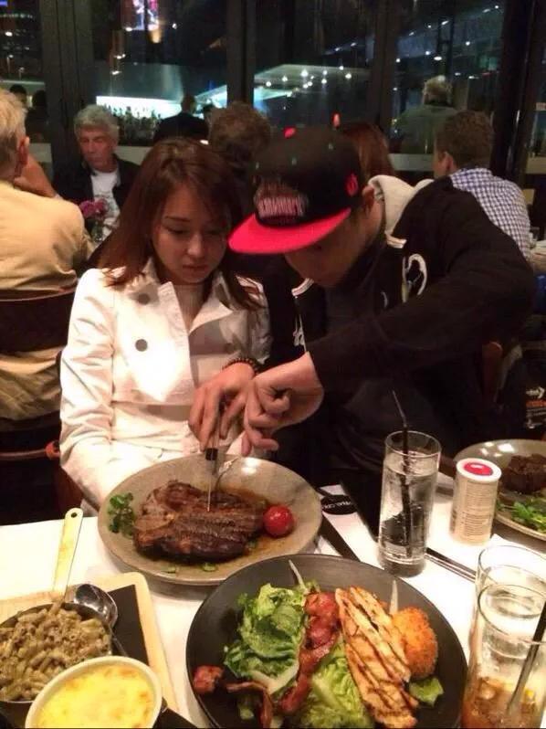 iamMUDanielP's tweet photo. Gusto niyang binibaby siya :)) http://t.co/t0VbWfAIqx