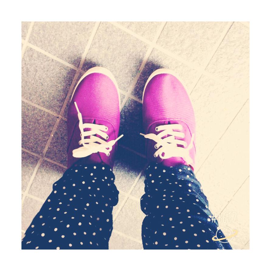 simtvfxq's tweet photo. Shoes👟 http://t.co/NqkjD6BIsl