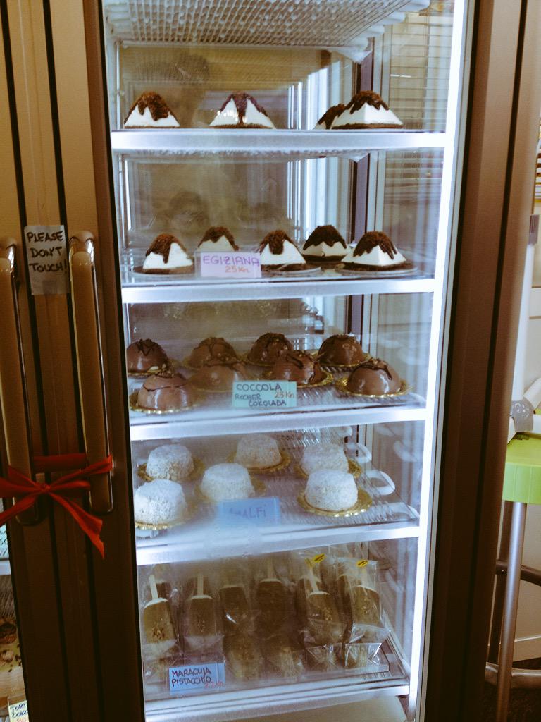 cukercesi's tweet photo. I was in GELATERIA ITALIA!!! It was awsome!!!!!😍🍦🍰🍮🍧🍹🍪 http://t.co/zVY51uK0zQ