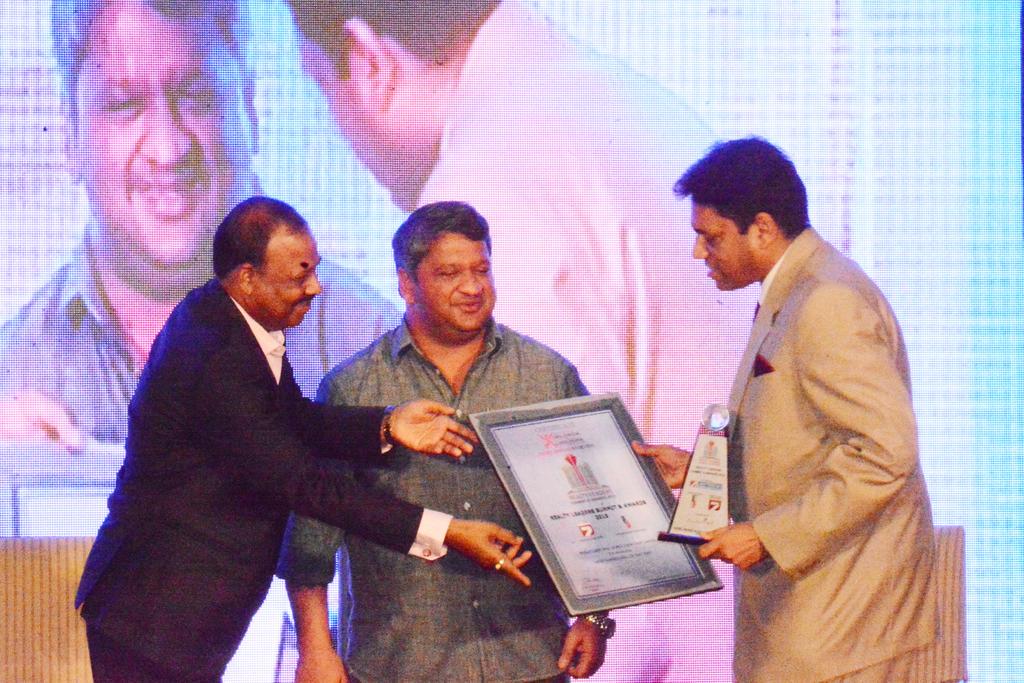 wtpjaipur's tweet photo. Worldwide Achievers, Realty leaders awards 2015, World Trade Park for achieving "MOST ADMIRED MALL OF THE YEAR" http://t.co/EjlqXFOsDP