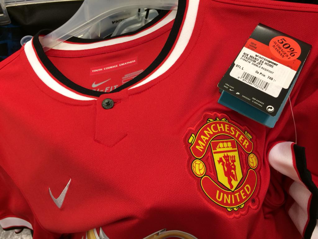 StefanP73's tweet photo. @mikehjelm Era produkter verkar inte populära! #MUFC #rea http://t.co/Ih01AfbR9m