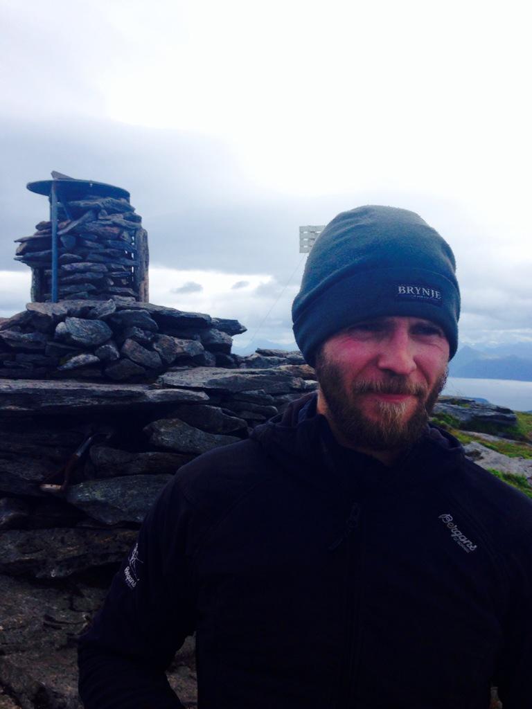 GroElis's tweet image. Med nevøen på tur #sunnmøre #topptur