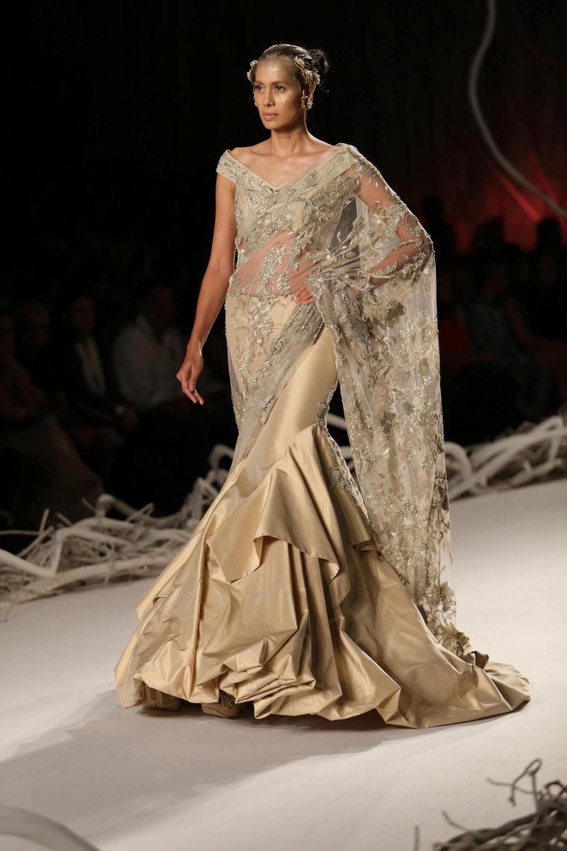 gaurav gupta lehenga